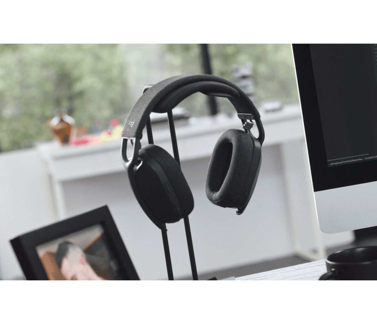 Logitech Zone Vibe 100 Wireless Bluetooth Headset (Graphite) - view 8